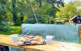 Kahnfahrt mit Kaffee und Kuchen