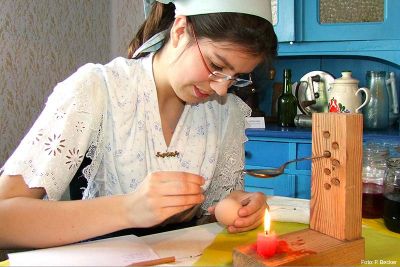 Eier mit sorbischen Mustern verzieren