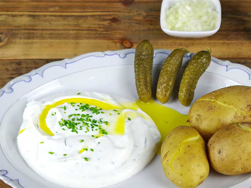 Spreewald Gericht: Pellkartoffeln mit Quark und Leinöl