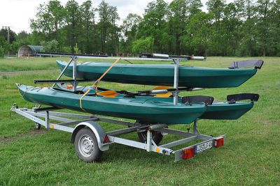 Boote auf einem Hänger