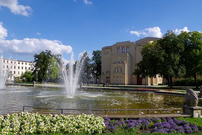 der Schillerpark am Theater