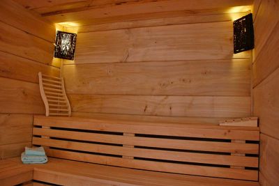 Trockensauna im Wellnessbereich Trockensauna im Wellnessbereich
